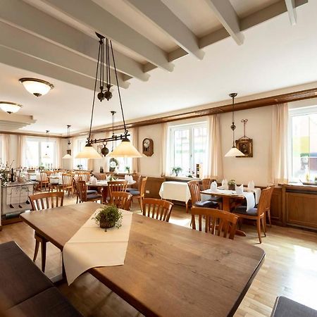 Hotel Gasthof Krone ニーダーシュテッテン エクステリア 写真