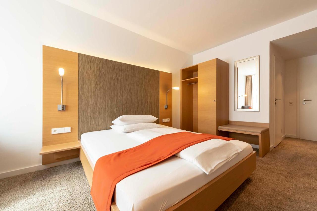 Hotel Gasthof Krone ニーダーシュテッテン エクステリア 写真
