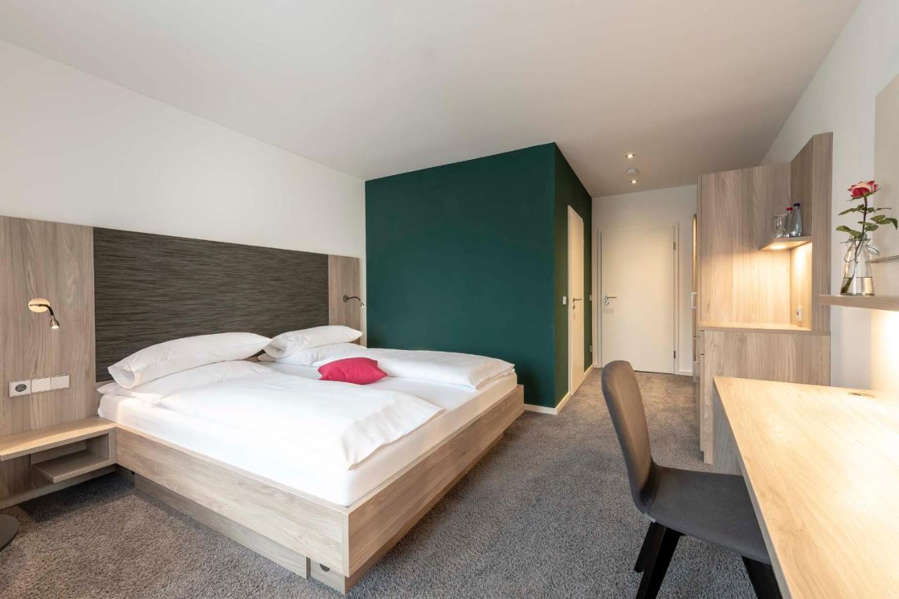 Hotel Gasthof Krone ニーダーシュテッテン エクステリア 写真